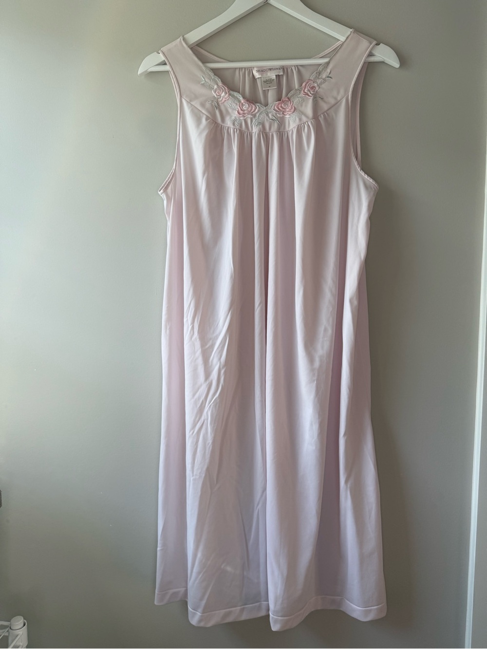 Vintage Shadowline Pink Nylon Nightgown Medium Embroidered Roses